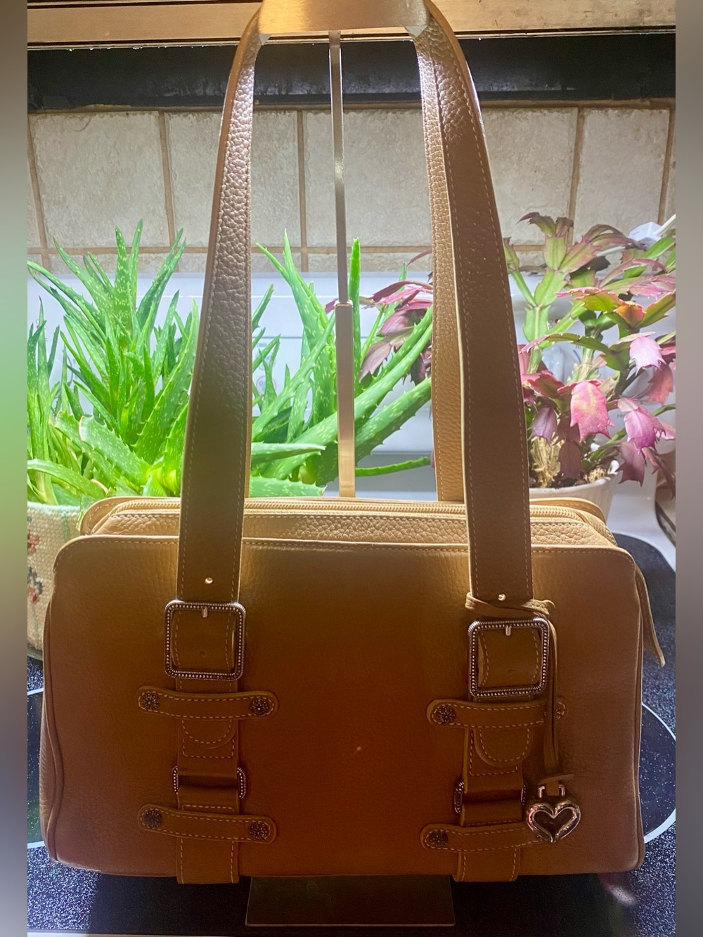 EUC Brighton Veruca Latte Tan Pebbled Leather Satchel Shoulder Bag